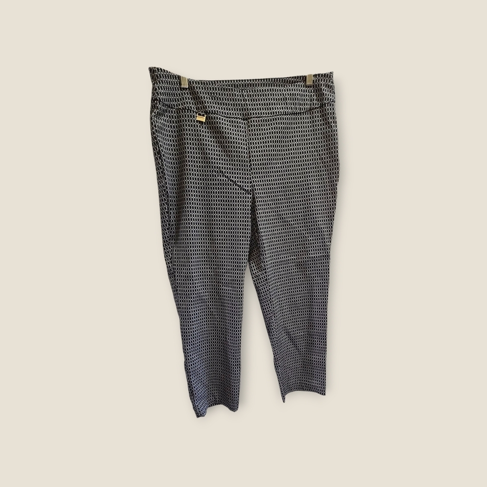 Premise Women's Black and White Geometric Pants